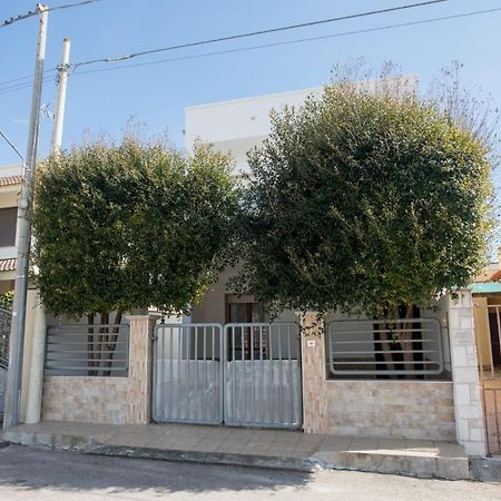 Ferienwohnung Villino Carolin Torre Lapillo Exterior foto