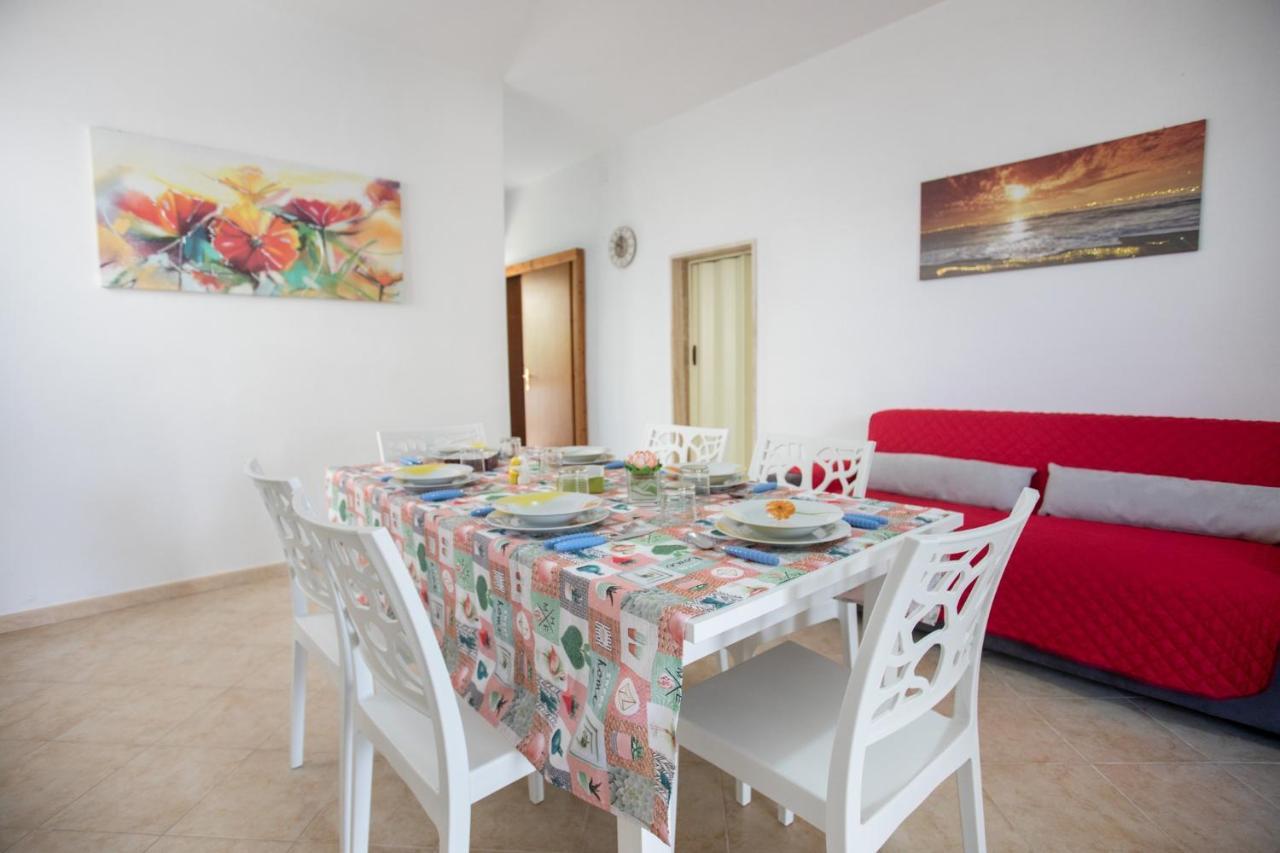 Ferienwohnung Villino Carolin Torre Lapillo Exterior foto