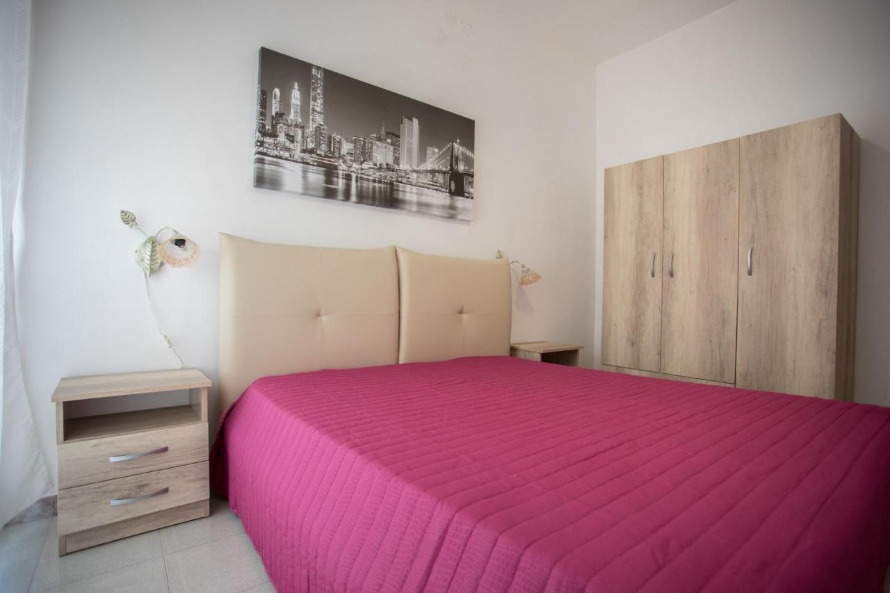 Ferienwohnung Villino Carolin Torre Lapillo Exterior foto