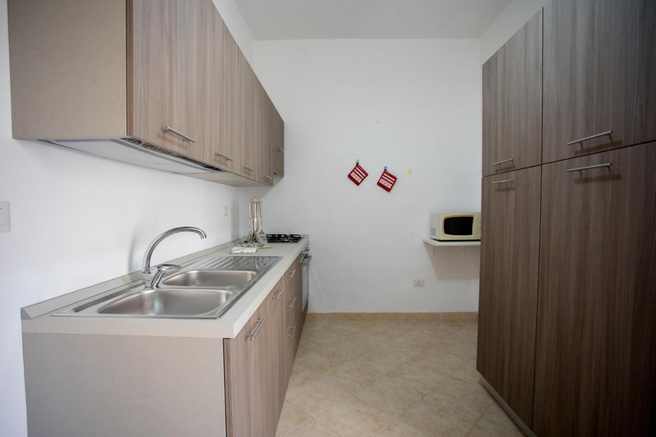 Ferienwohnung Villino Carolin Torre Lapillo Exterior foto